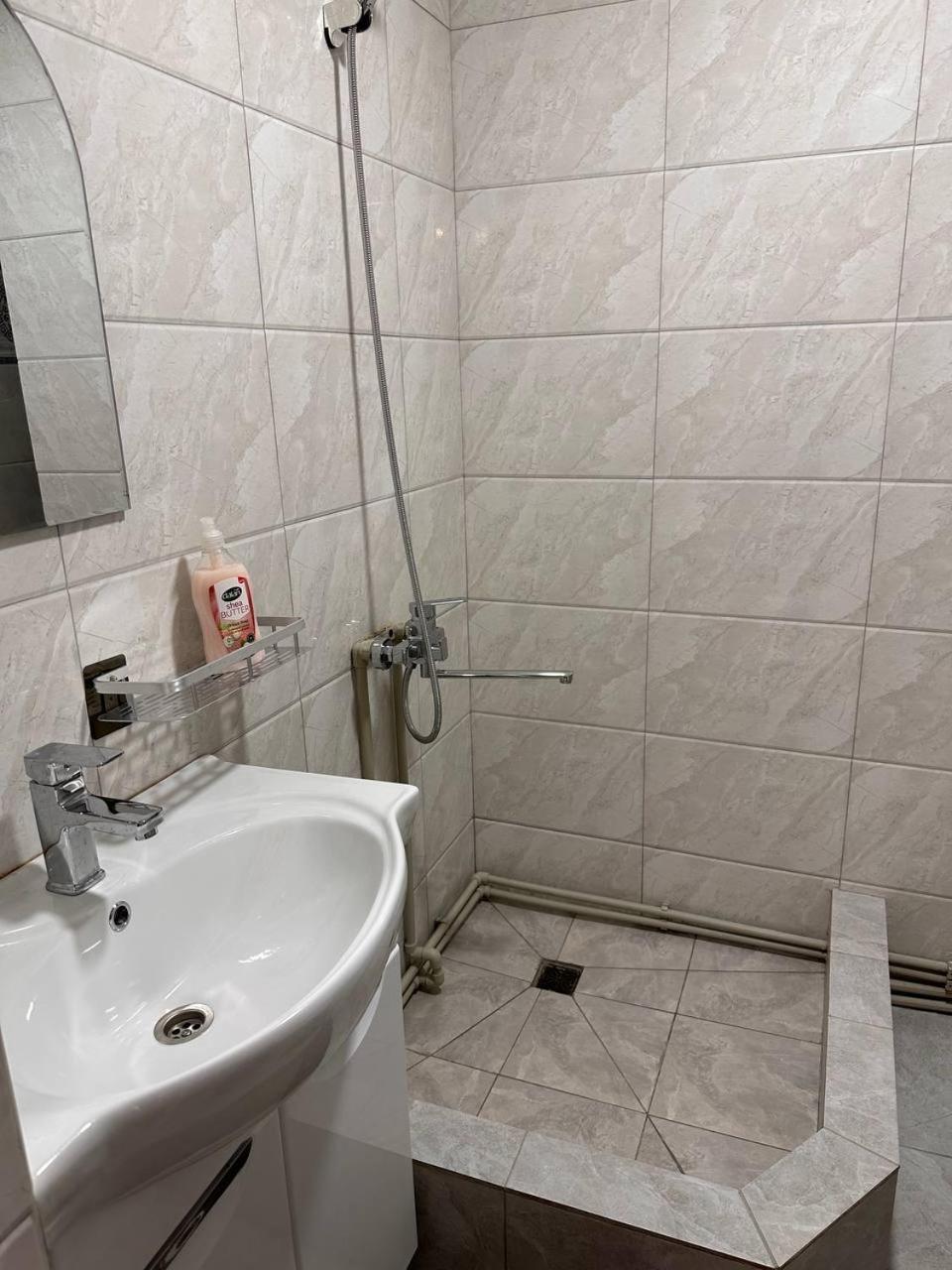 Bed and Breakfast Pamko Naryn Экстерьер фото