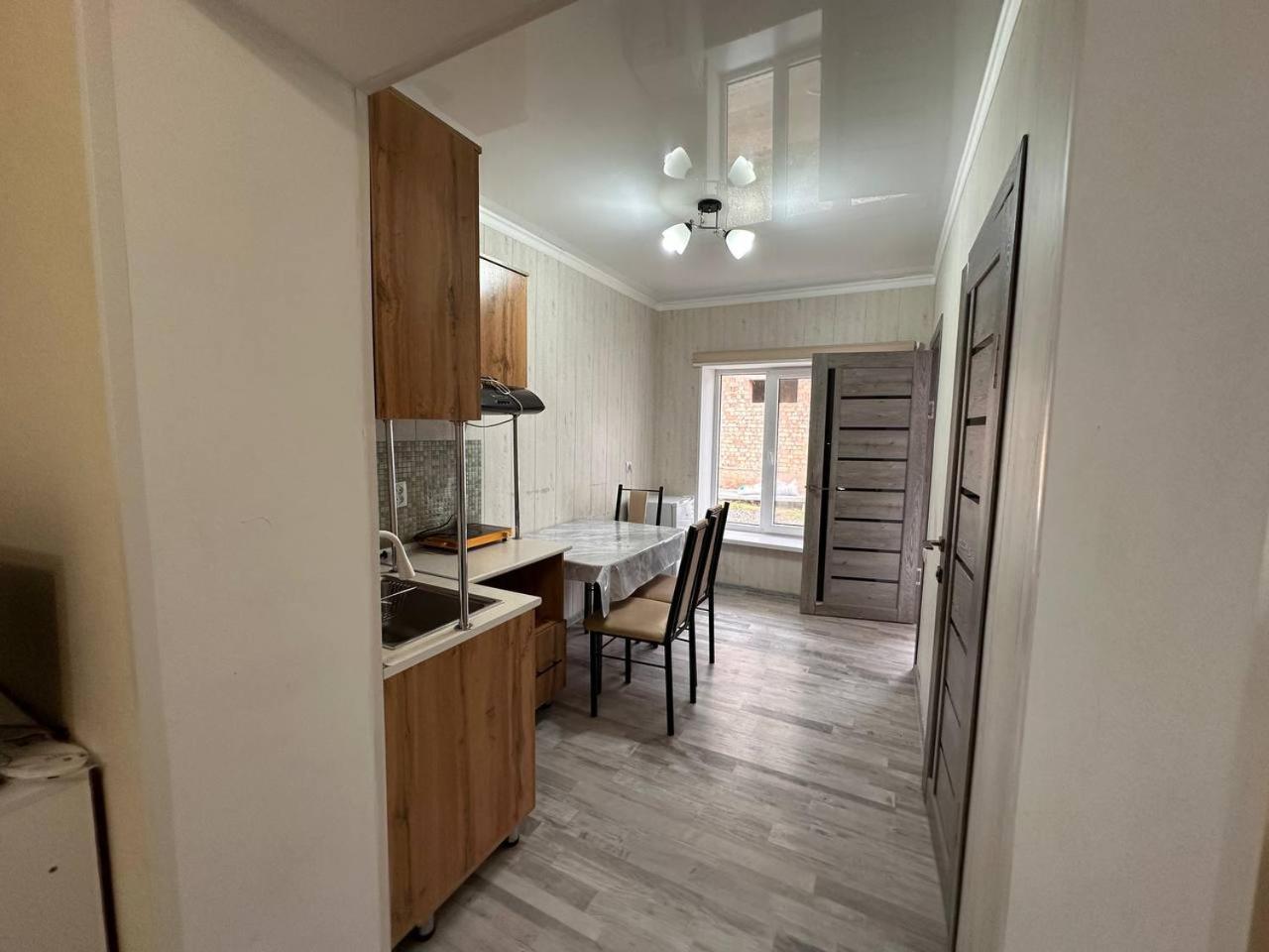 Bed and Breakfast Pamko Naryn Экстерьер фото